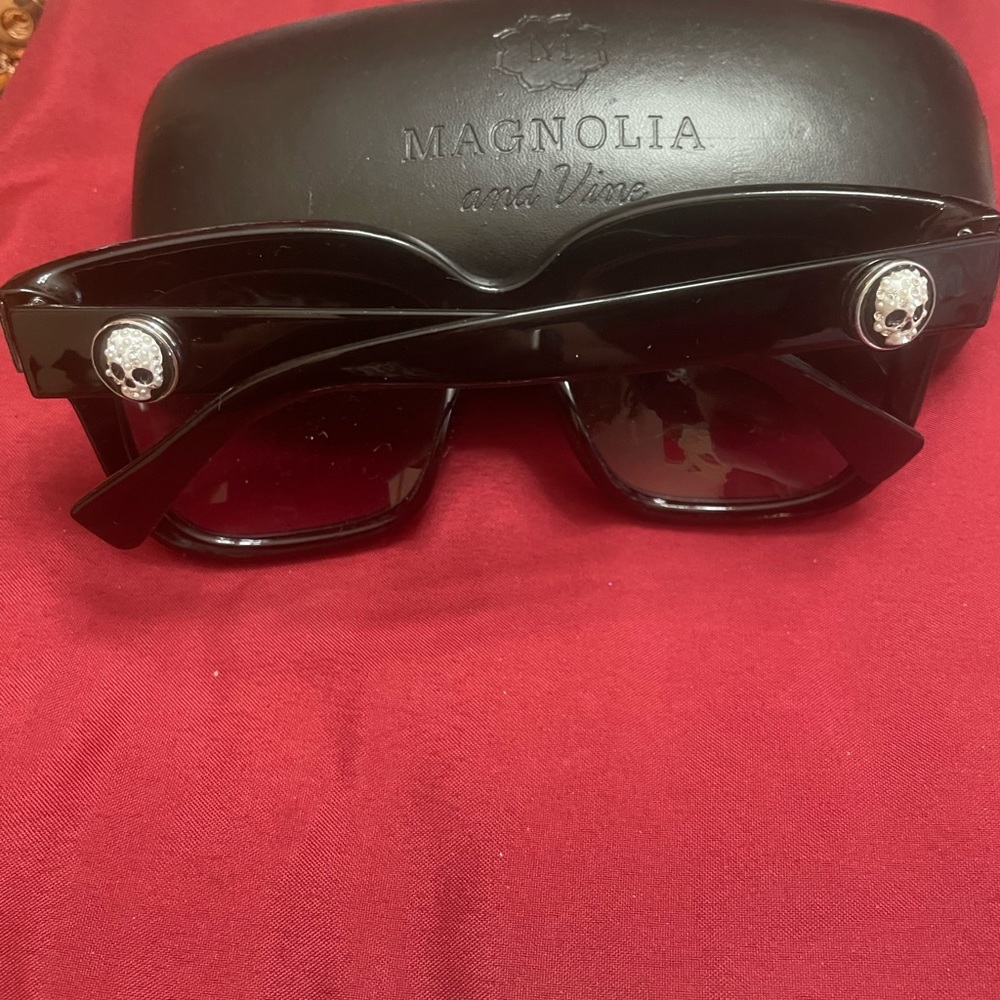 M&V Black Sunglasses with interchangeable snaps